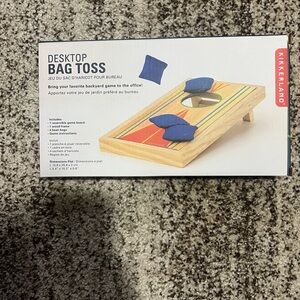 Desktop Bag Toss